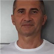 Insegnante di Yoga, disponibile sia per lezioni di gruppo che lezioni individuali e private